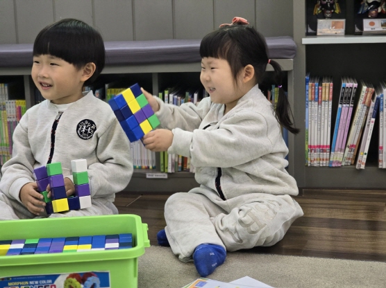 즐거운 블록데이~ 만들고 싶은것을 마음껏 만들어 보아요 